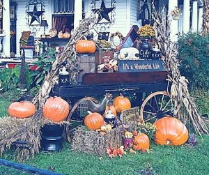 decorating your front lawn for halloween is important to set the tone