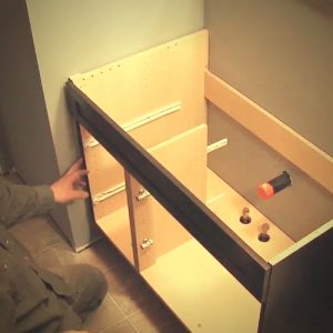 Pick the right bathroom cabinets